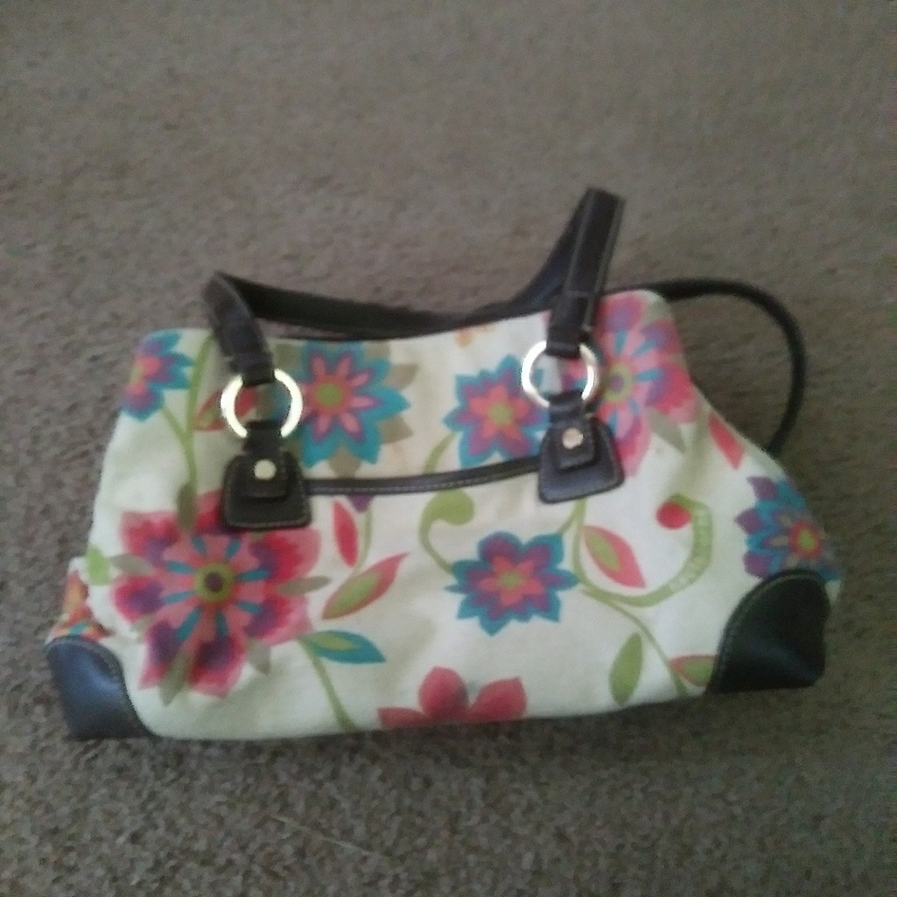 3/$20 Liz Clabourne Canvas Flower Hand Bag